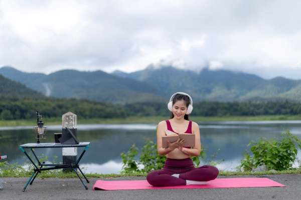 No strings attached: The rise of the commitment-free wellness traveler - HOTELSMag
